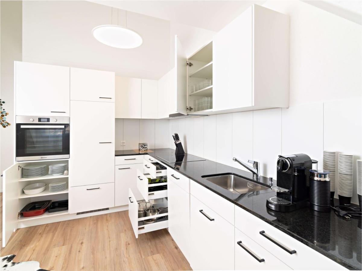 Exklusive 5,5 Zimmer Wohnung Fuer Familien Und Business Eschenz Buitenkant foto